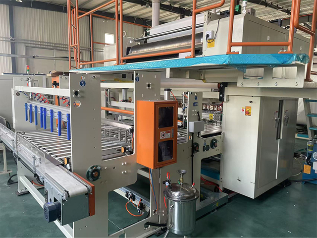 Automatic Four Edge Embossing Tissue Paper Folding Machine
