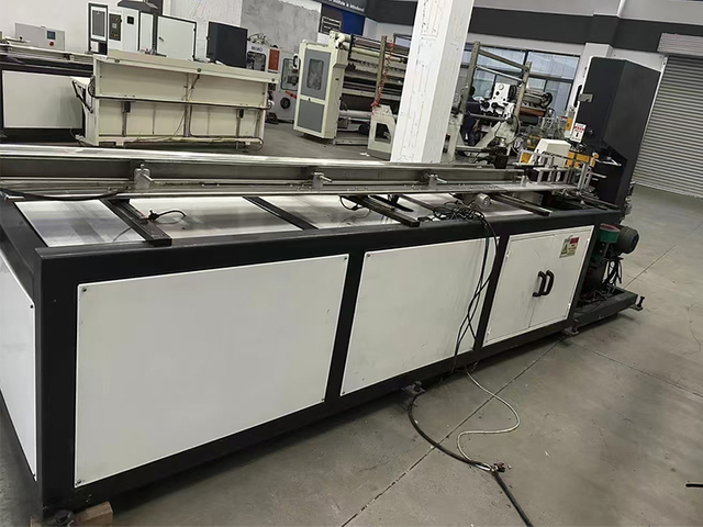 Toilet Roll Paper Cutting Machine